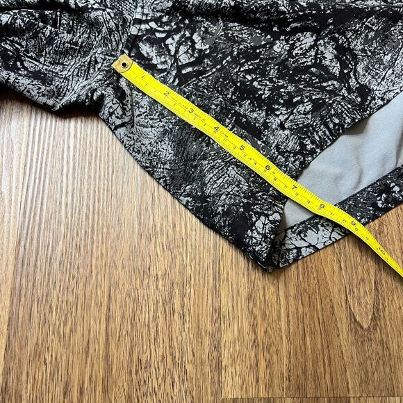 Under Armour Athletic Shorts‎ Mens Fitted Heat Gear Speed Pocket Camo Size L - Picture 8 of 11